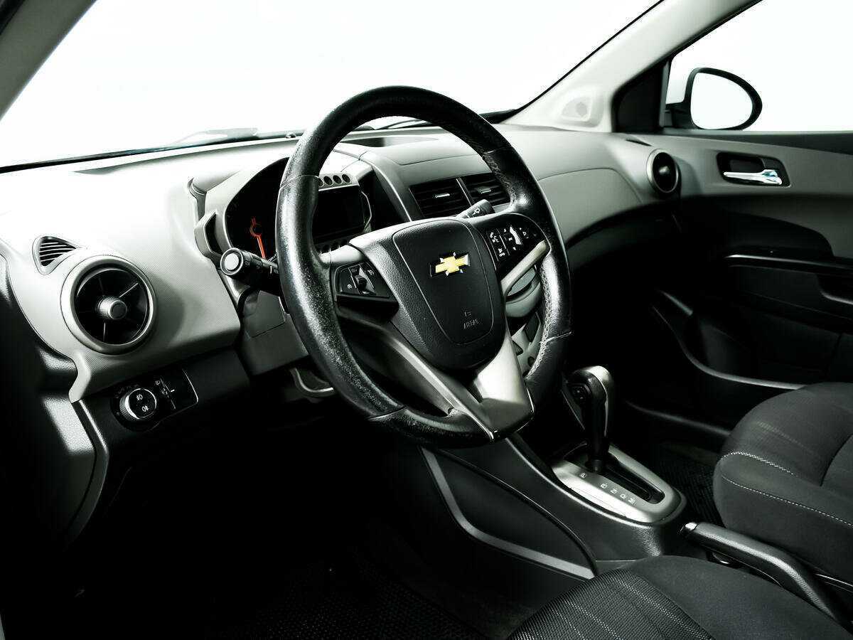 Chevrolet Aveo, 2014 Фото №13