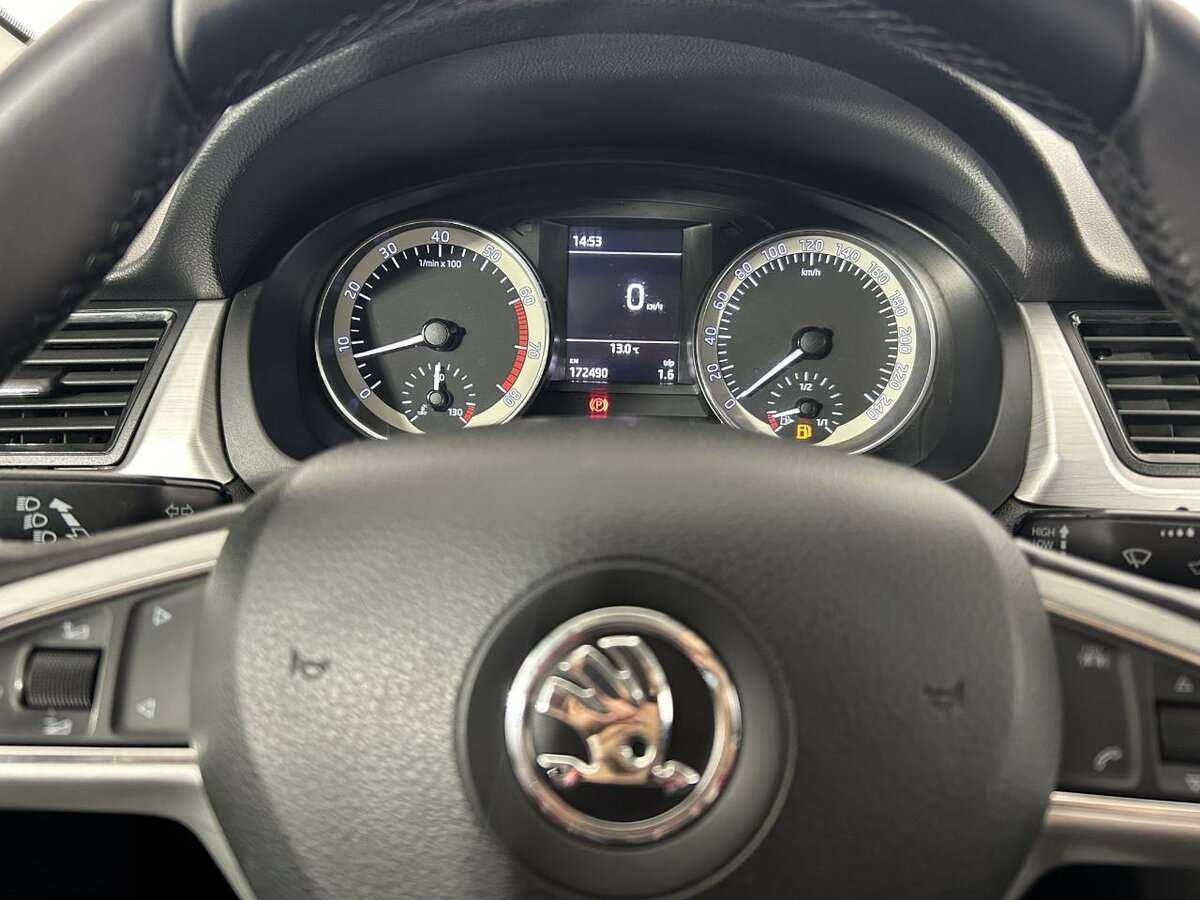 Skoda Rapid, 2016 Фото №11