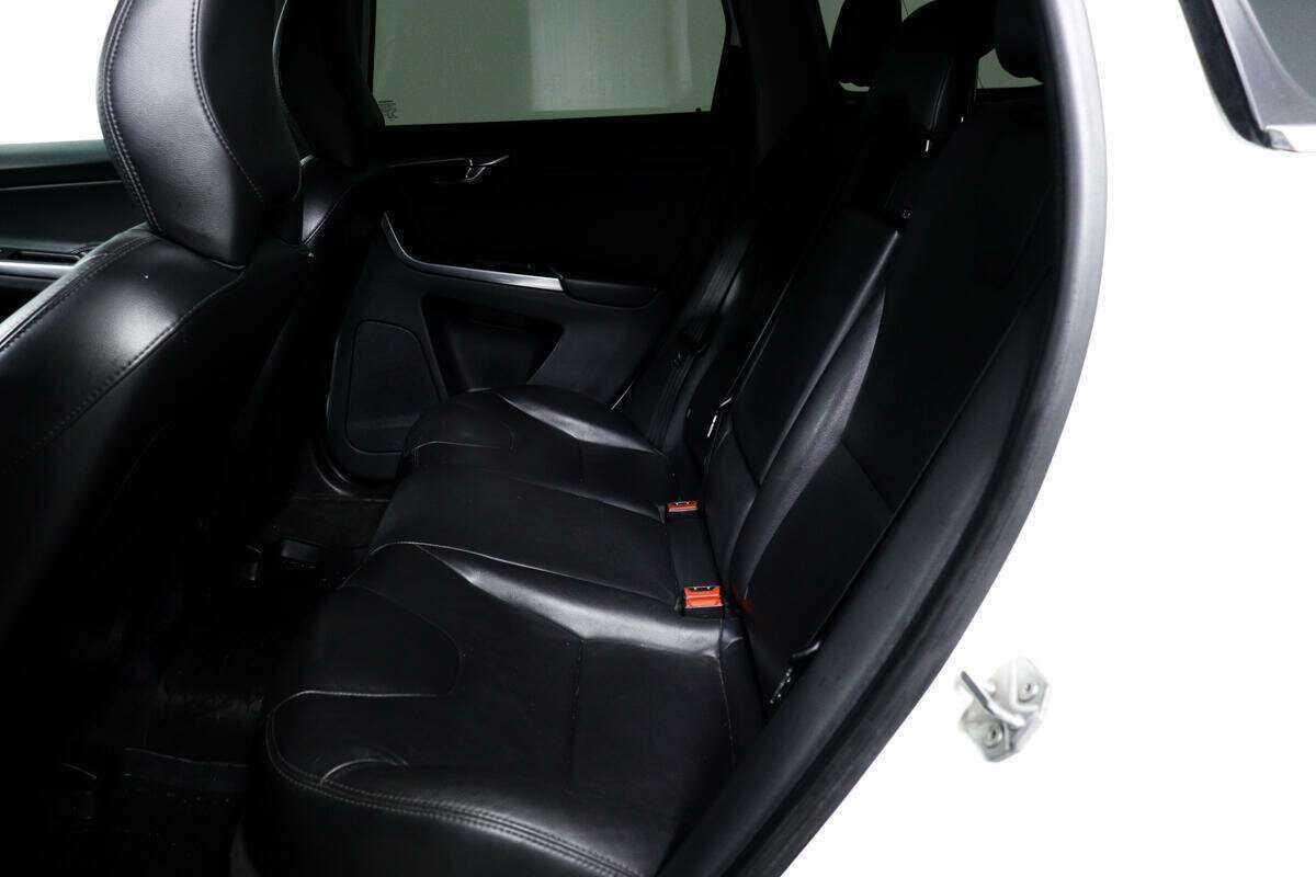 Volvo XC60, 2016 Фото №12