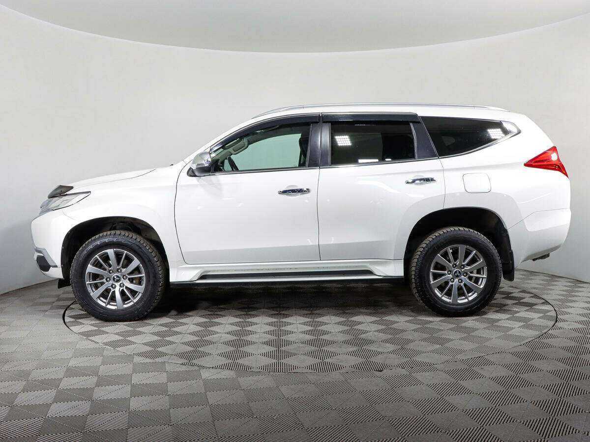 Mitsubishi Pajero Sport, 2018 Фото №8