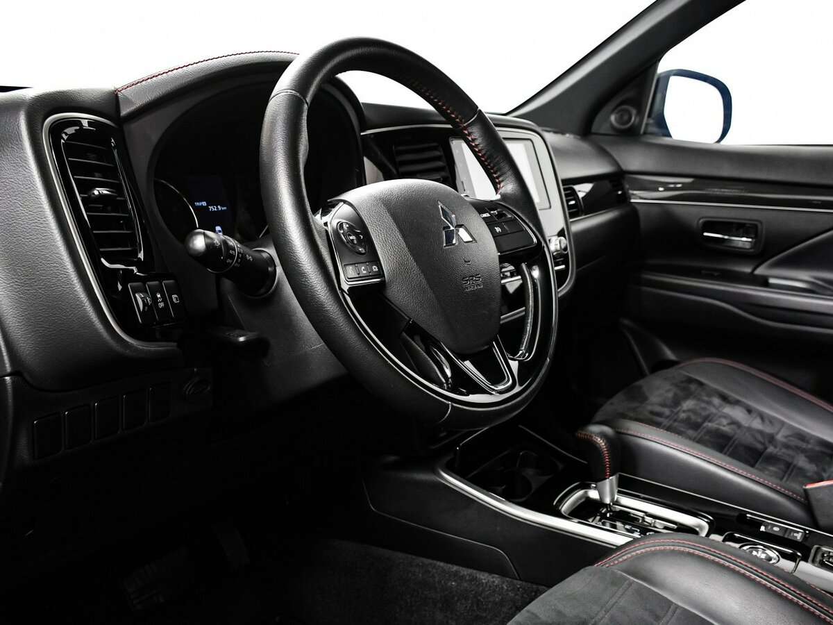 Mitsubishi Outlander, 2020 Фото №12