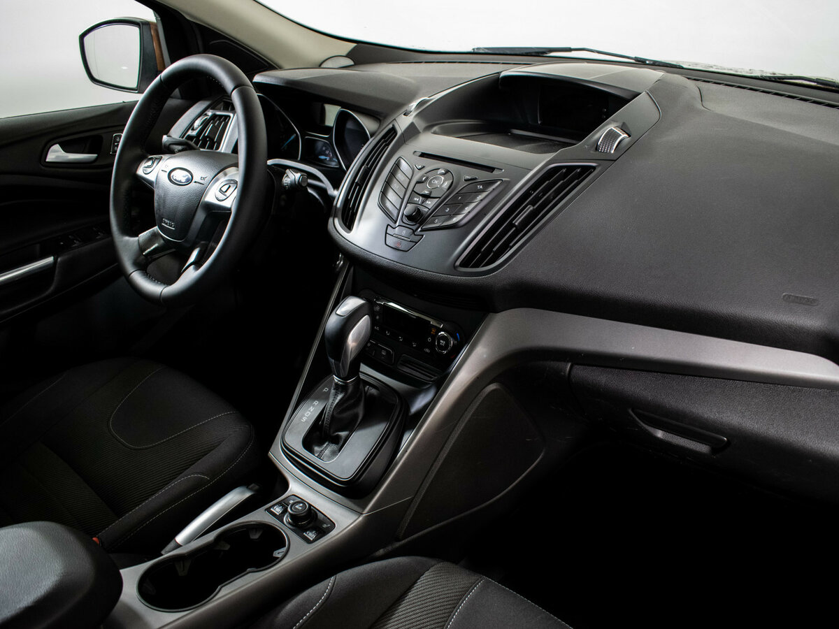 Ford Kuga II, 2015 Фото №10