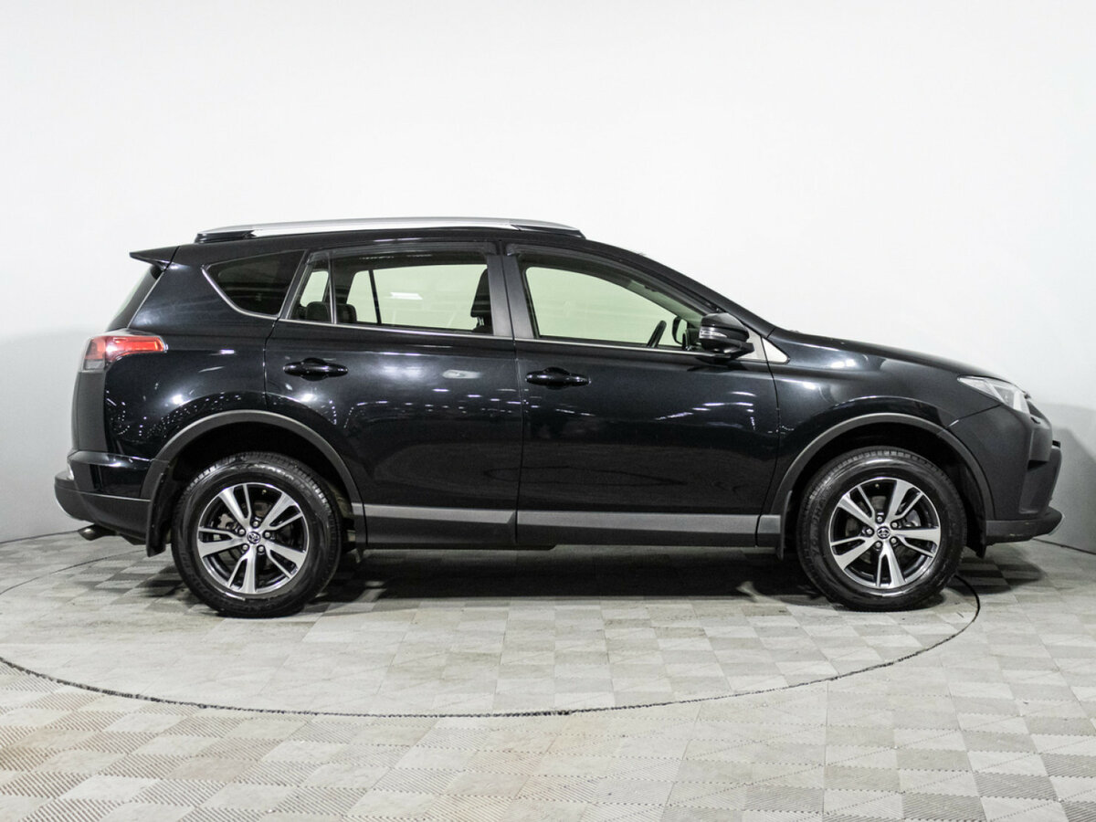 Toyota RAV4 IV (XA40) Рестайлинг, 2016 Фото №4