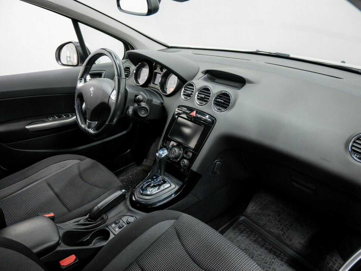 Peugeot 408, 2017 Фото №7