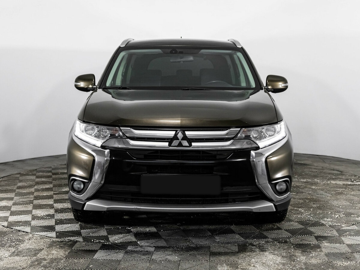 Mitsubishi Outlander III Рестайлинг 2, 2015 Фото №2