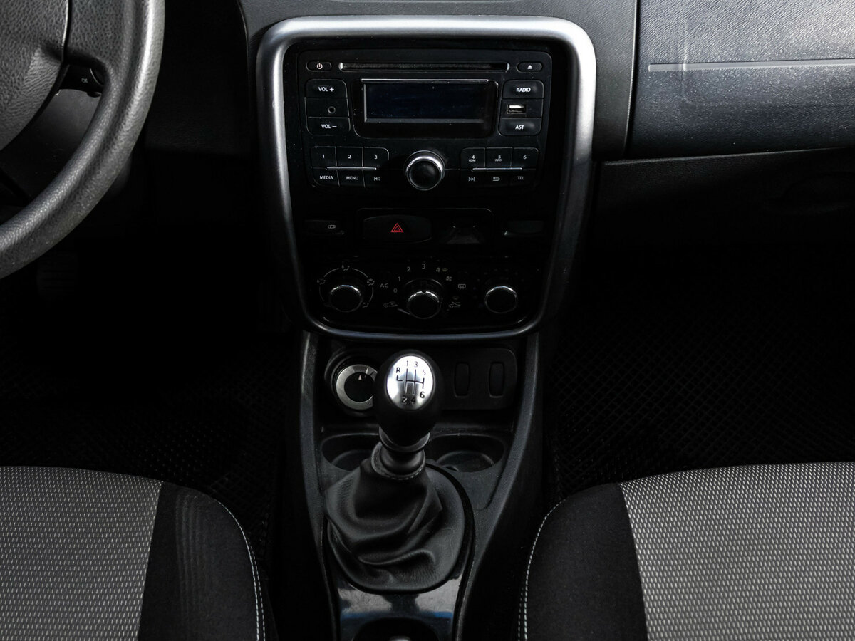 Renault Duster I, 2013 Фото №9