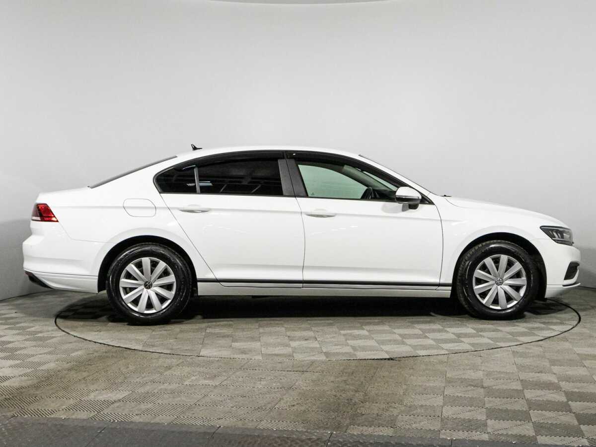 Volkswagen Passat, 2021 Фото №4