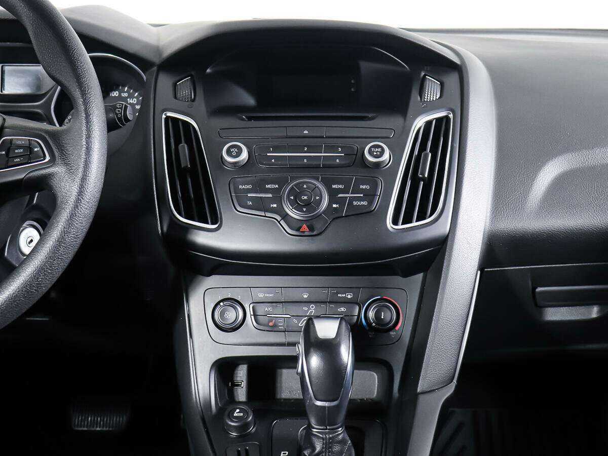 Ford Focus, 2018 Фото №10