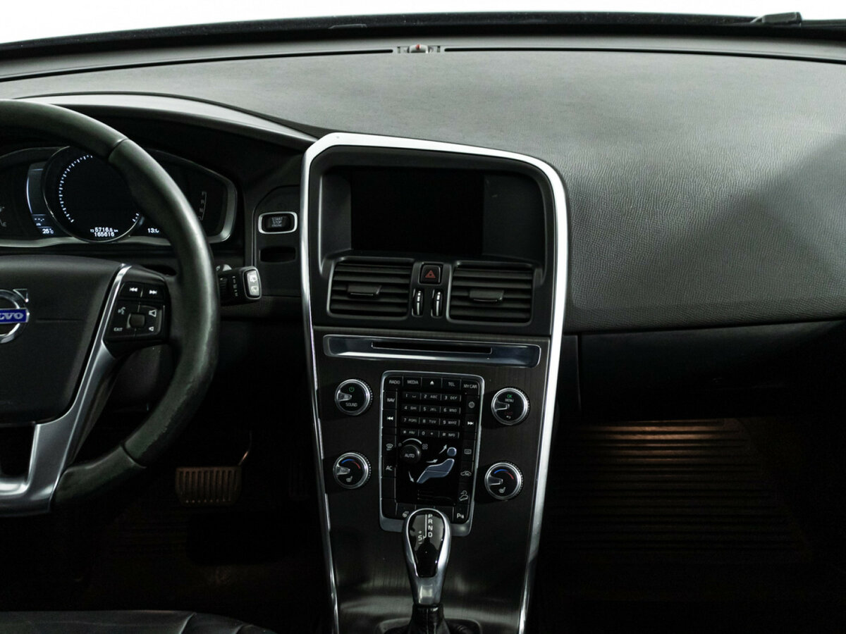 Volvo XC60 I Рестайлинг, 2014 Фото №12