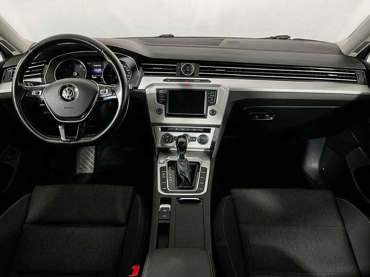 Volkswagen Passat, 2016 Фото №12