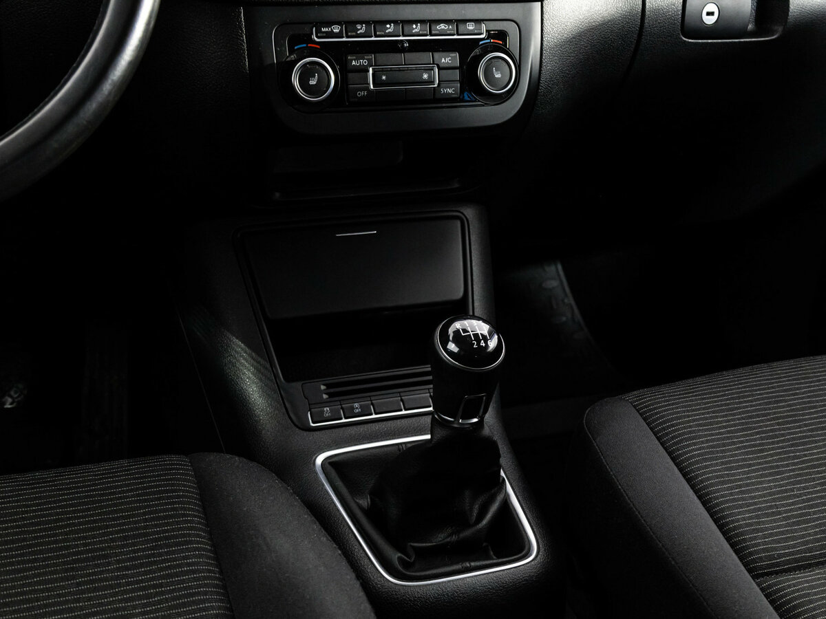 Volkswagen Tiguan I Рестайлинг, 2014 Фото №10