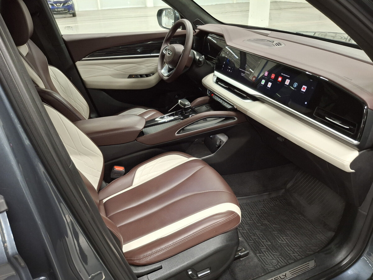 Geely Monjaro I, 2023 Фото №10