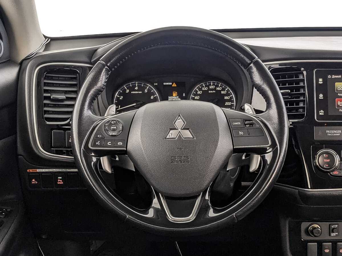 Mitsubishi Outlander, 2017 Фото №17