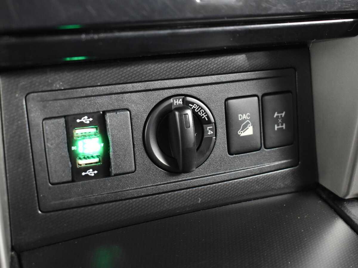 Toyota Land Cruiser Prado, 2012 Фото №15