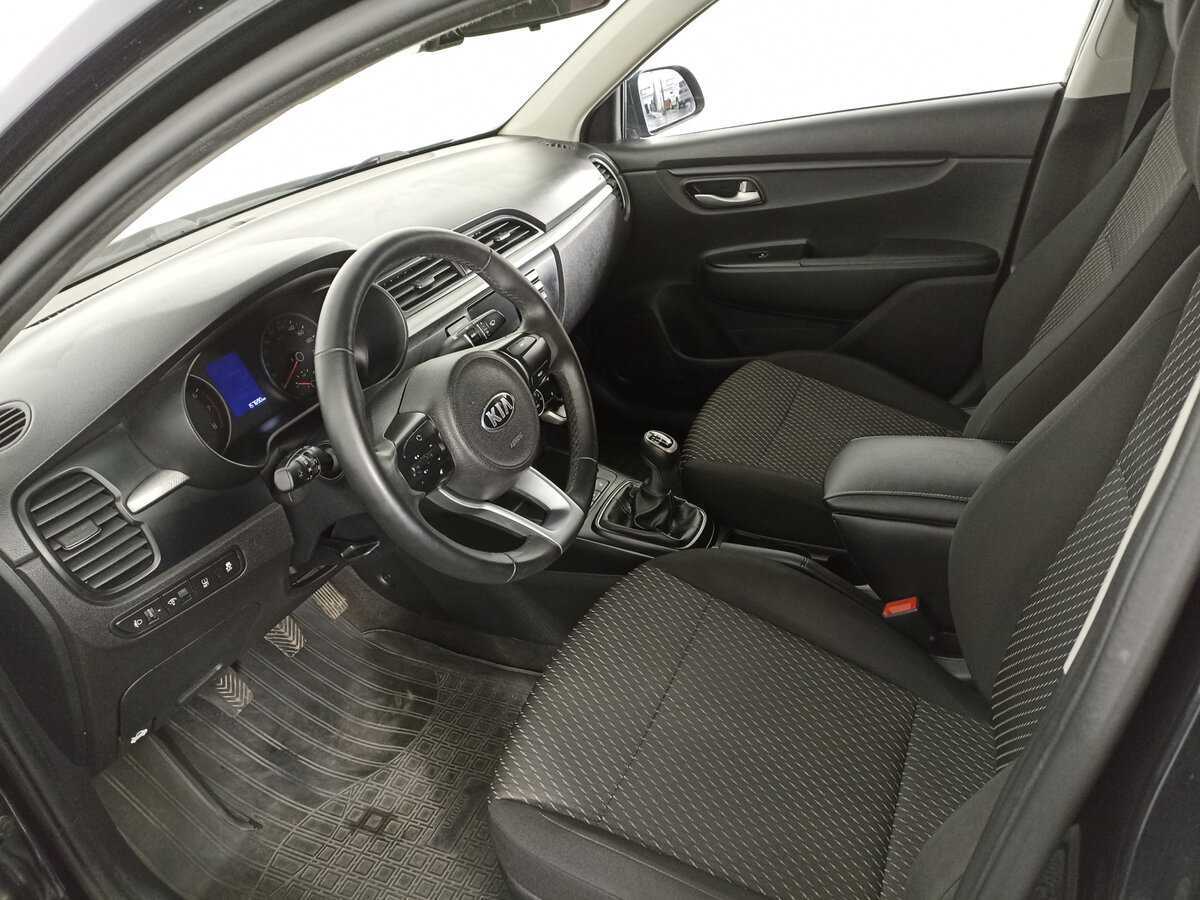 Kia Rio, 2017 Фото №16