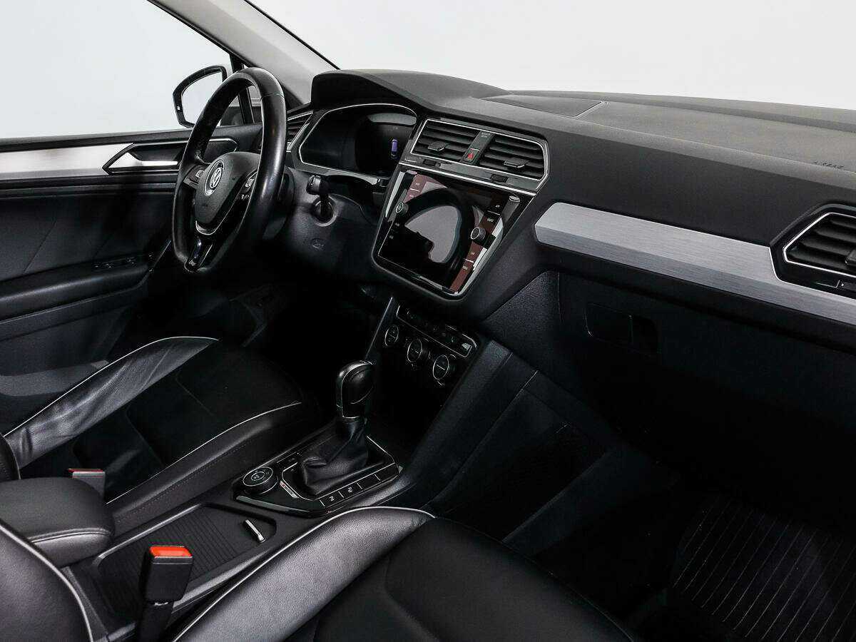 Volkswagen Tiguan, 2017 Фото №13
