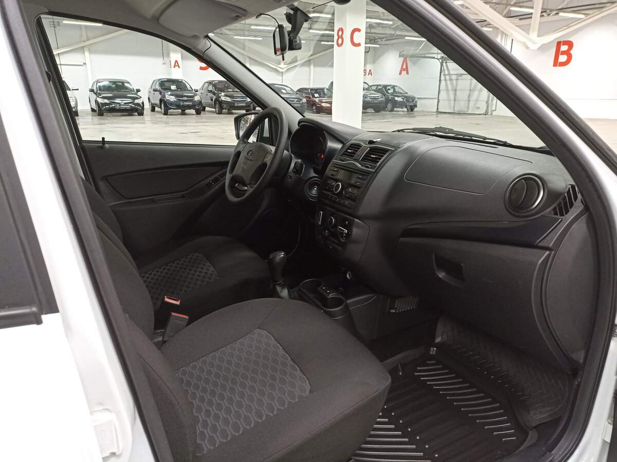 Lada (ВАЗ) Granta, 2023 Фото №11