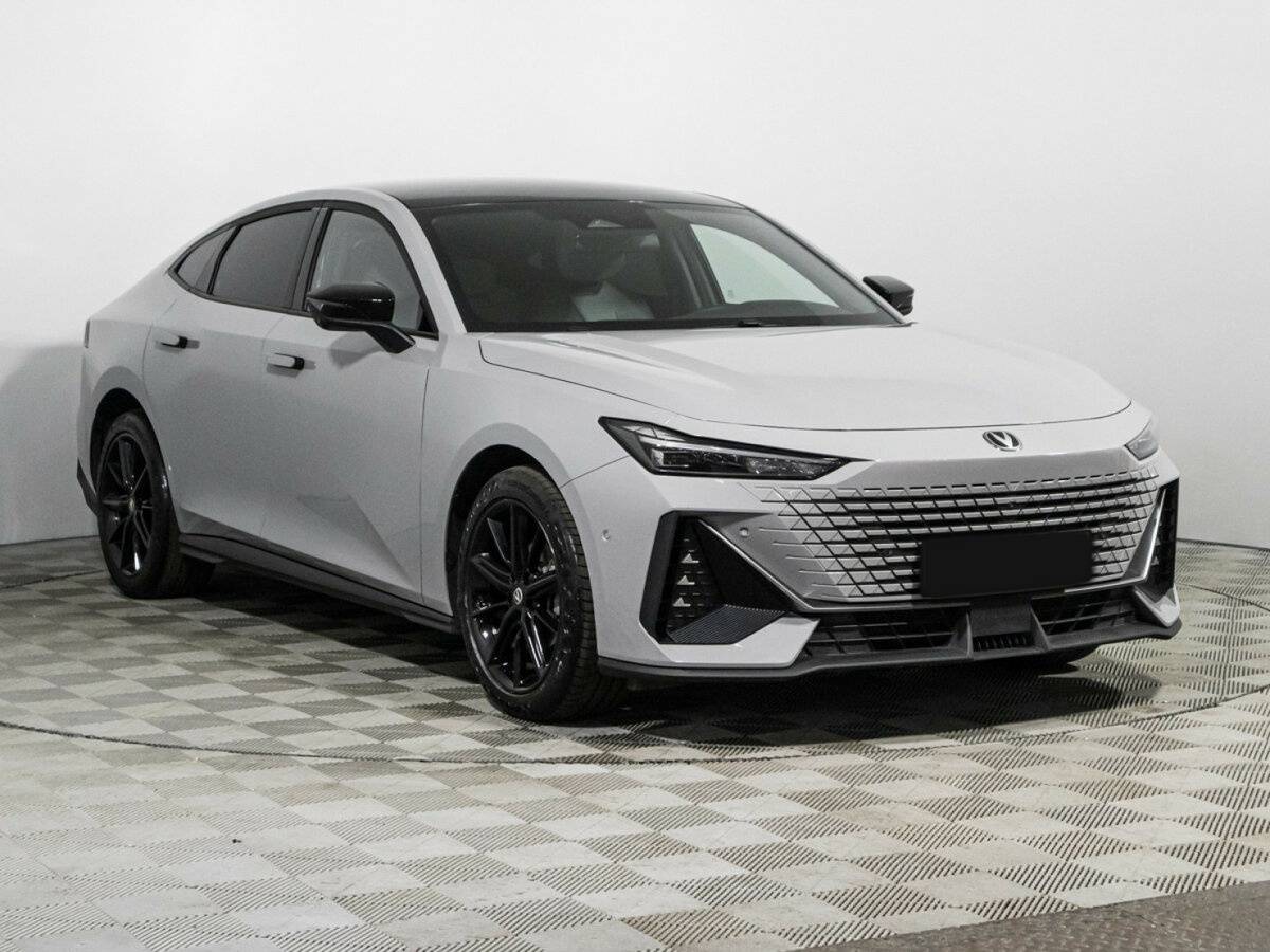 Changan UNI-V, 2023 Фото №3