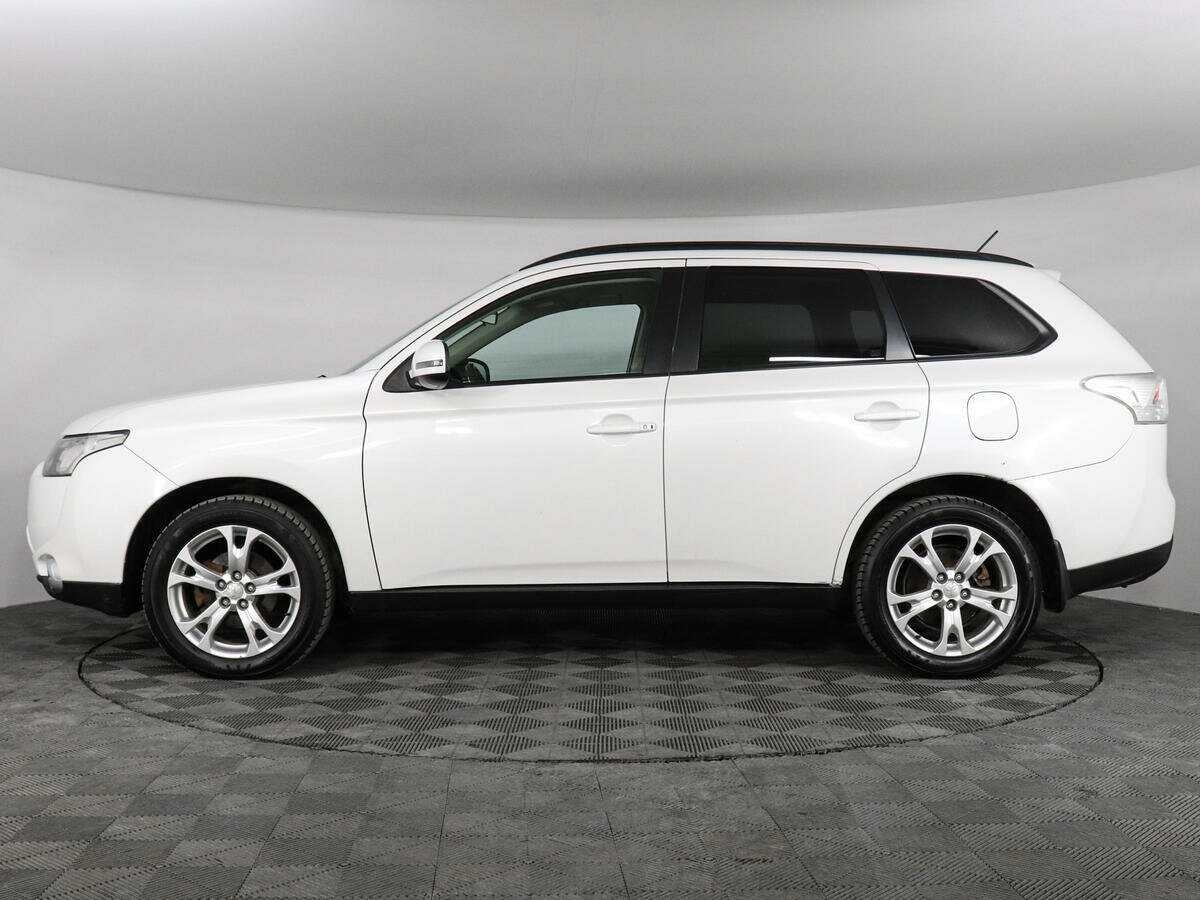 Mitsubishi Outlander, 2013 Фото №8