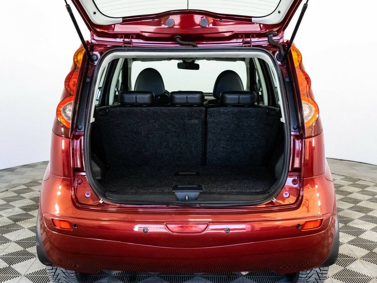 Nissan Note, 2013 Фото №13