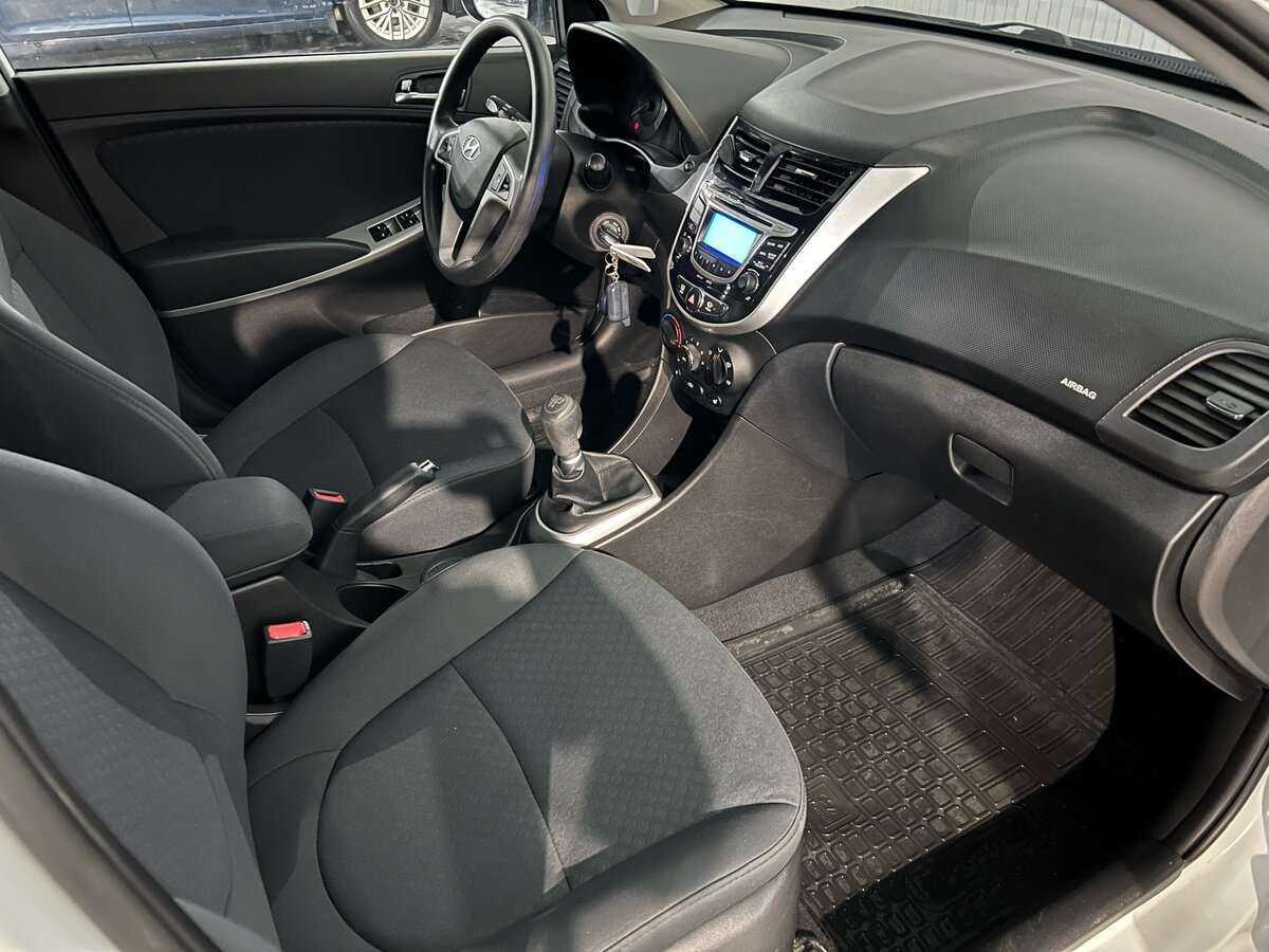 Hyundai Solaris, 2014 Фото №11