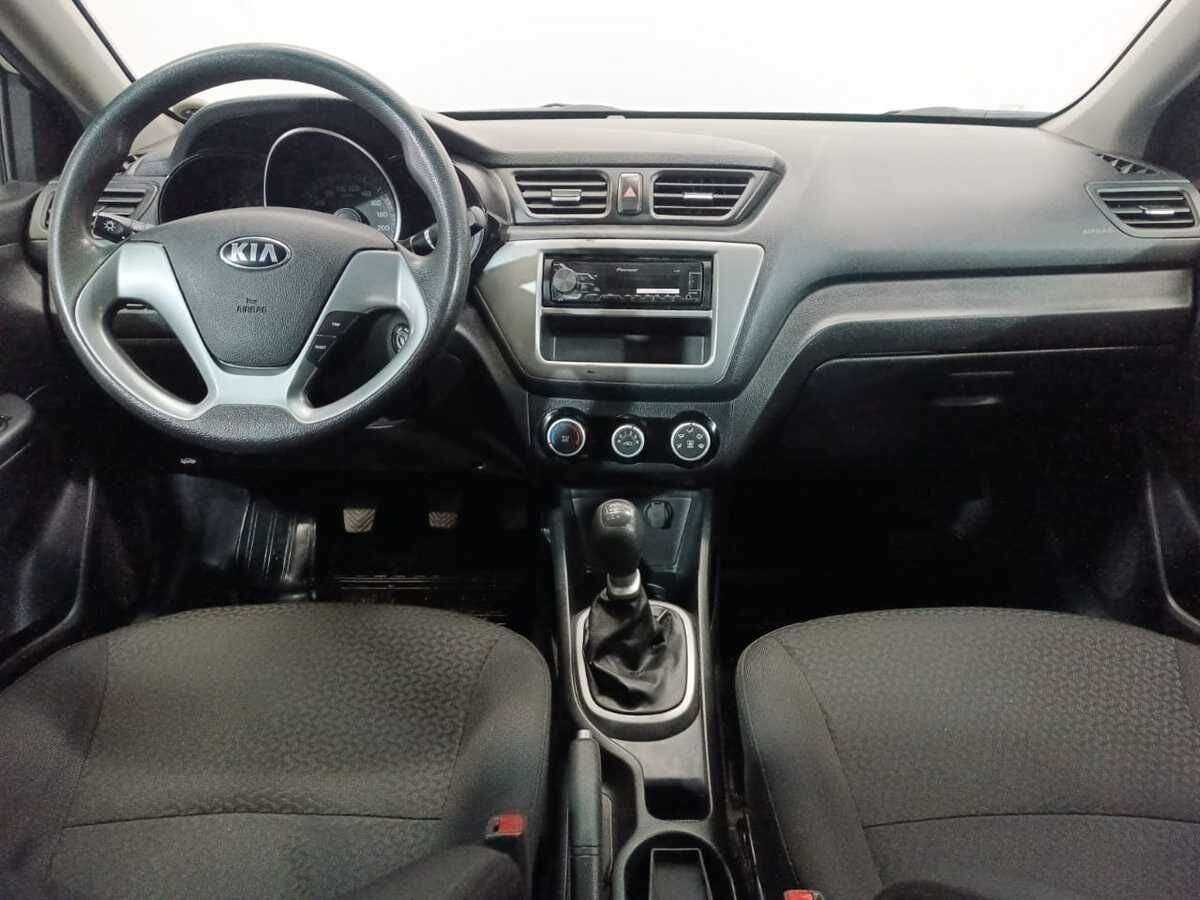 Kia Rio, 2017 Фото №12
