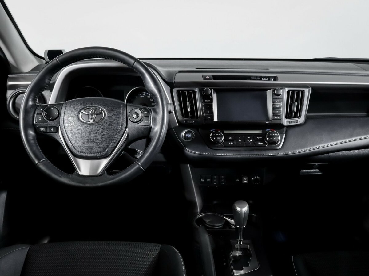 Toyota RAV4 IV (XA40) Рестайлинг, 2018 Фото №12