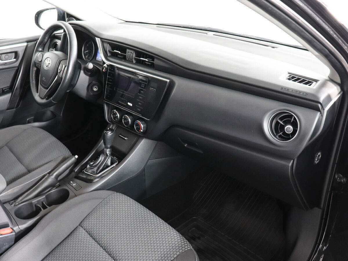 Toyota Corolla, 2017 Фото №10
