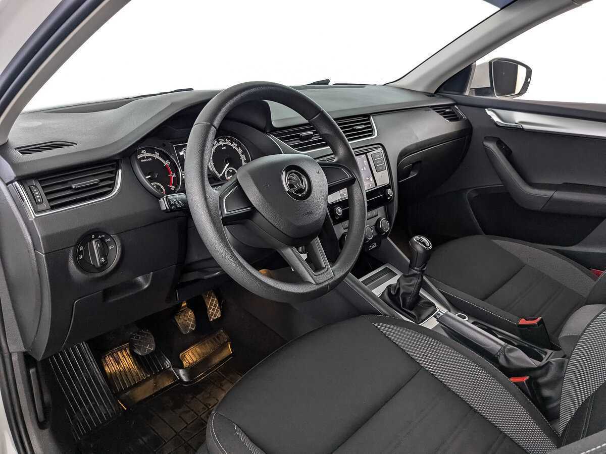 Skoda Octavia, 2019 Фото №11