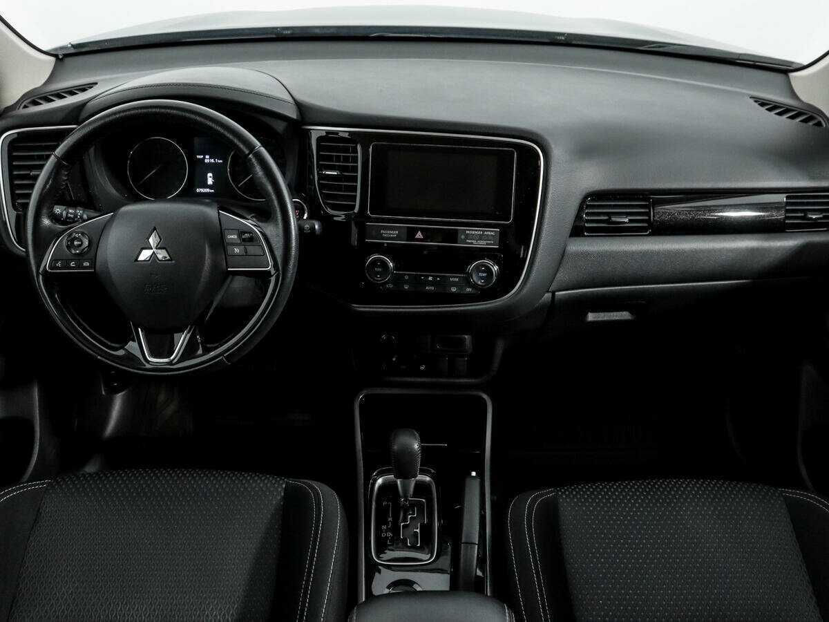 Mitsubishi Outlander, 2019 Фото №11