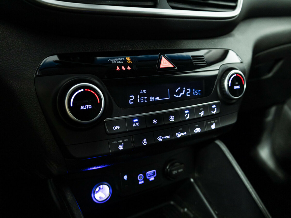 Hyundai Tucson III Рестайлинг, 2019 Фото №17