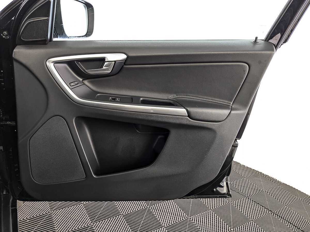 Volvo XC60, 2017 Фото №23