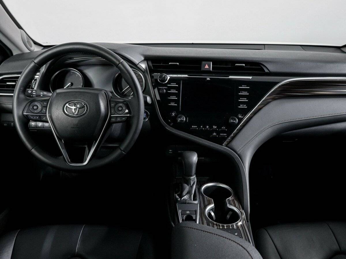 Toyota Camry, 2019 Фото №12