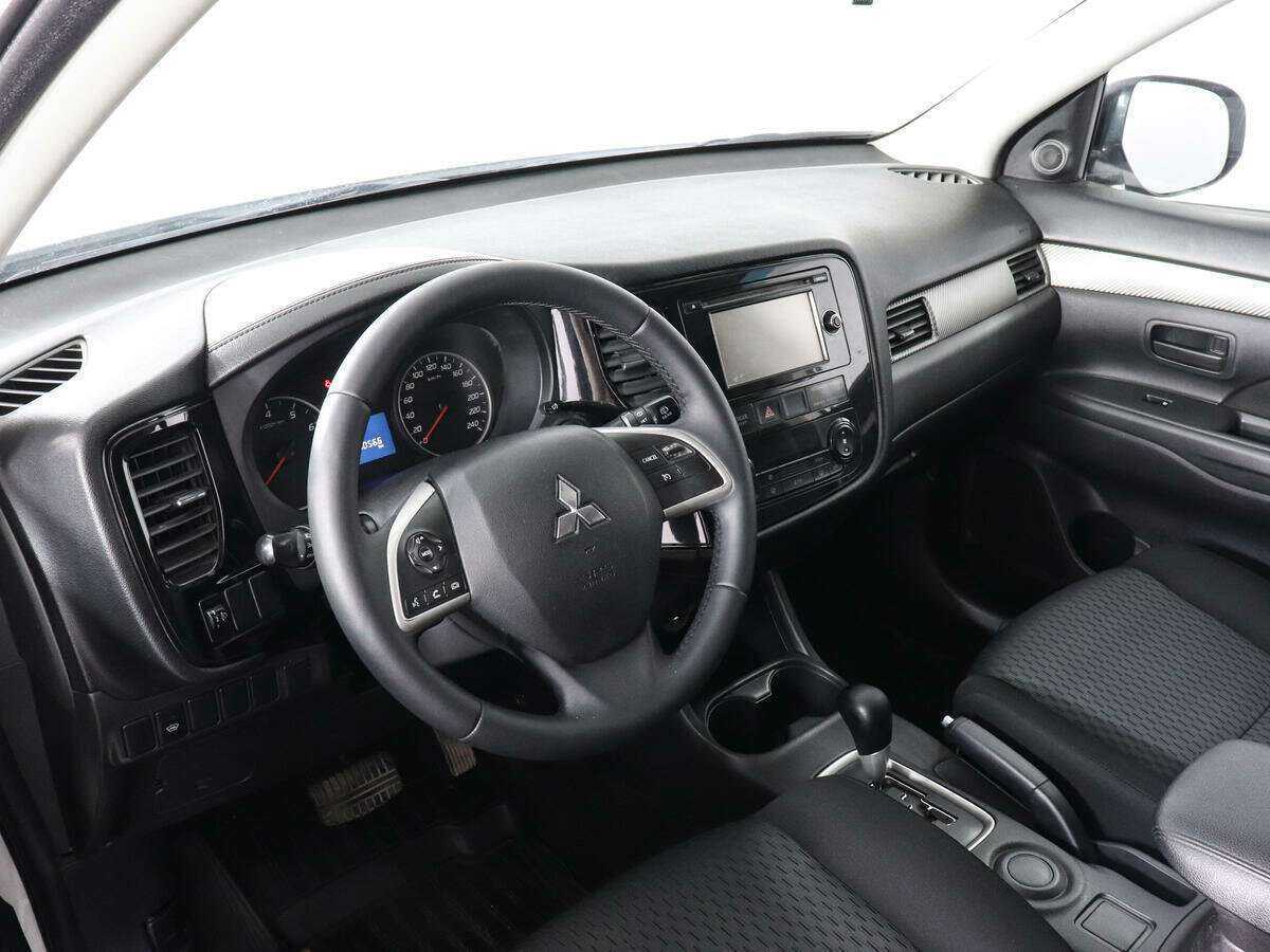 Mitsubishi Outlander, 2015 Фото №9