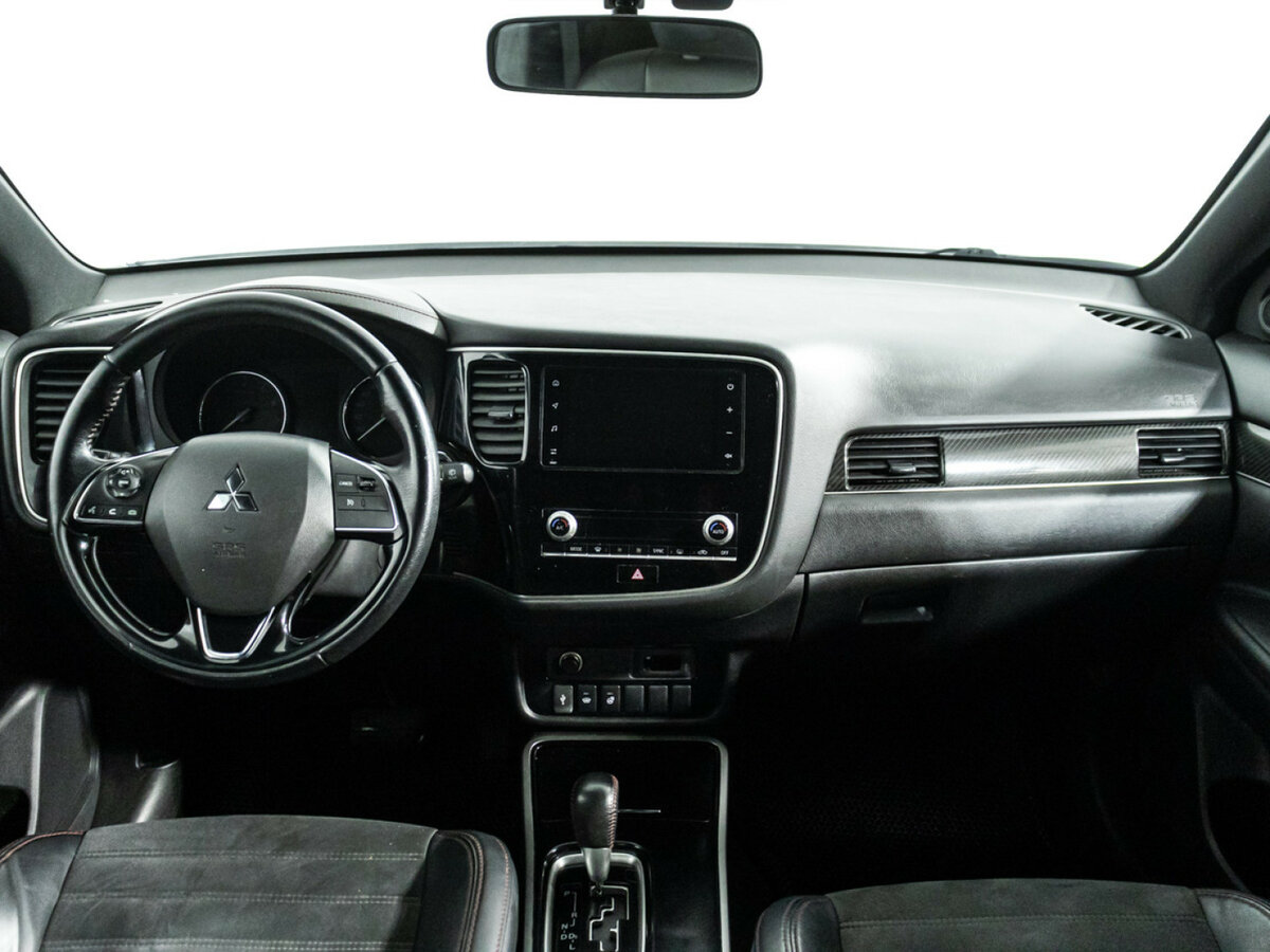 Mitsubishi Outlander III Рестайлинг 3, 2021 Фото №13