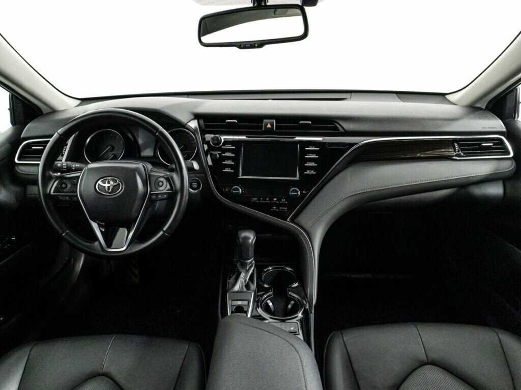 Toyota Camry, 2018 Фото №13