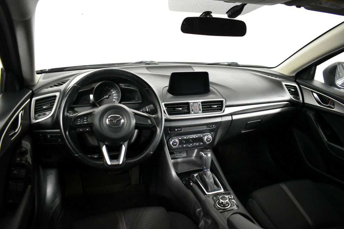 Mazda 3, 2017 Фото №11
