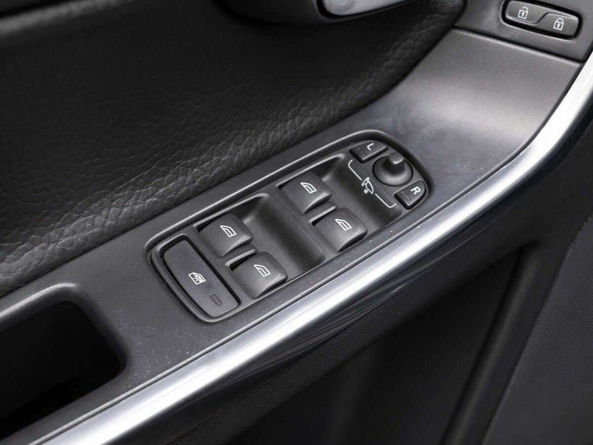 Volvo XC60, 2013 Фото №17