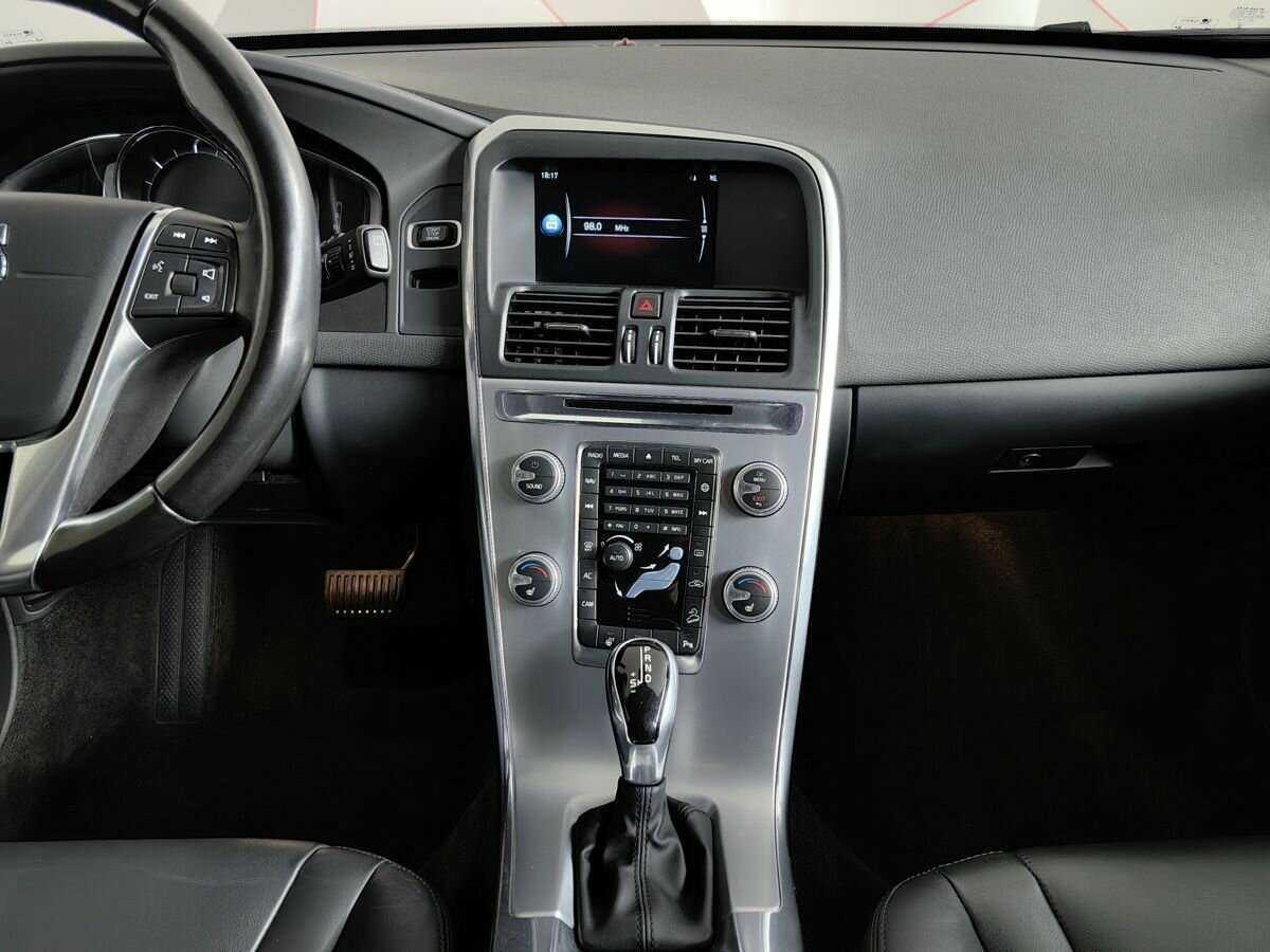Volvo XC60, 2016 Фото №10