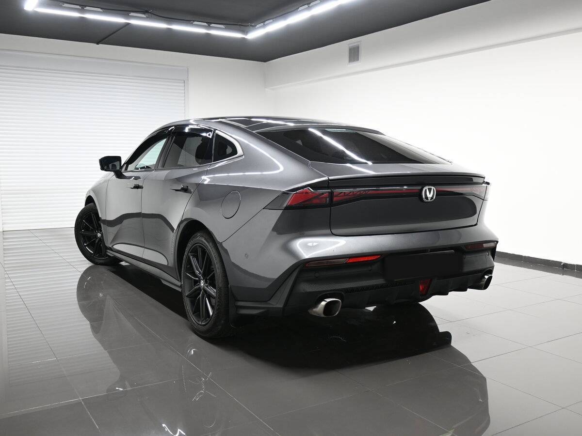 Changan UNI-V, 2023 Фото №6