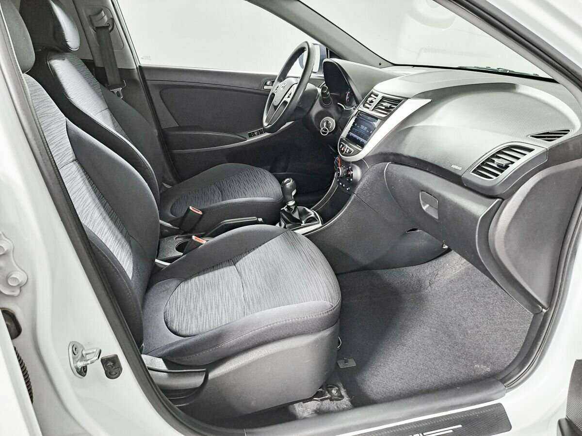 Hyundai Solaris, 2016 Фото №7