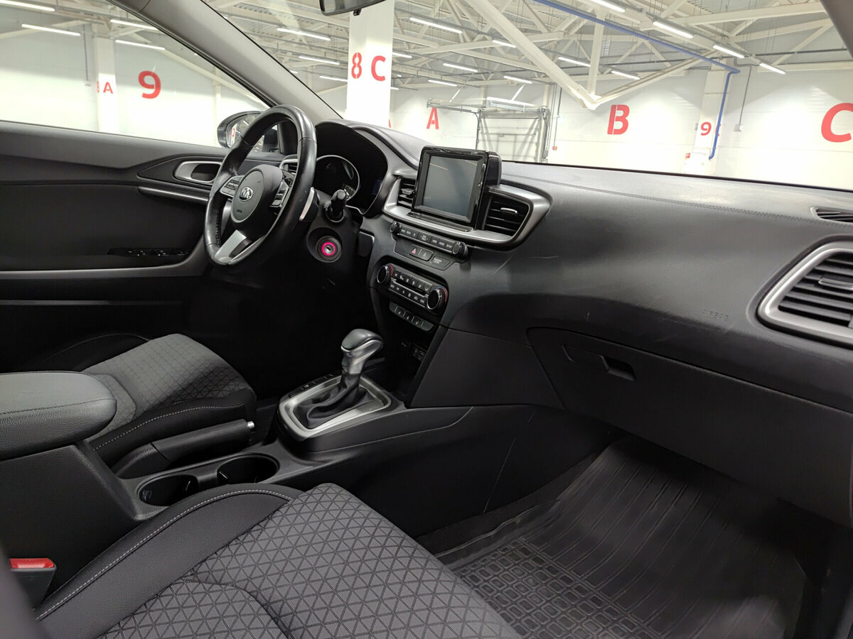 Kia Ceed III, 2019 Фото №11