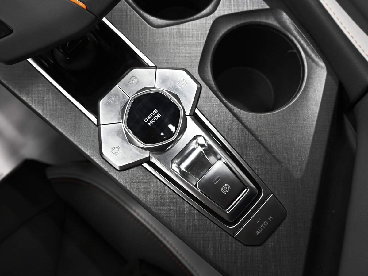 Changan UNI-V, 2023 Фото №23