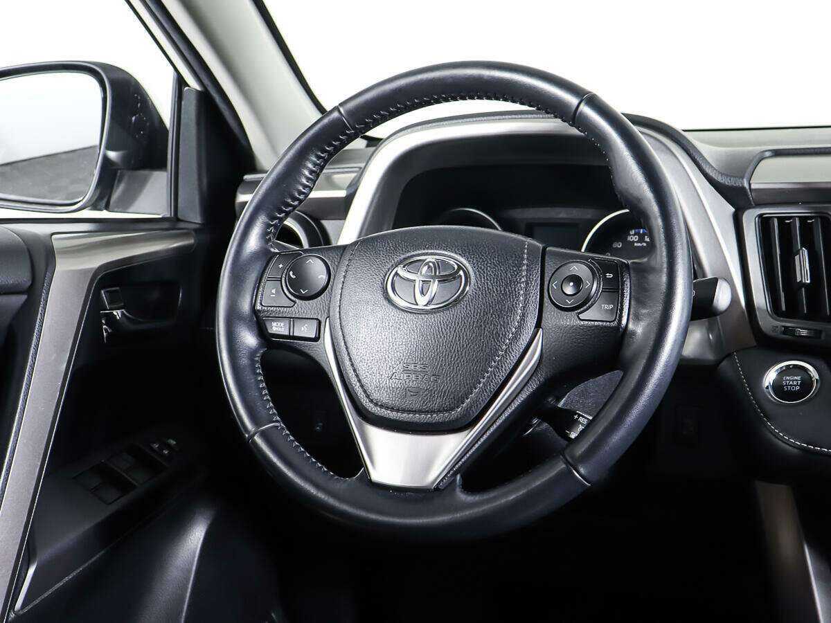 Toyota RAV4, 2018 Фото №15