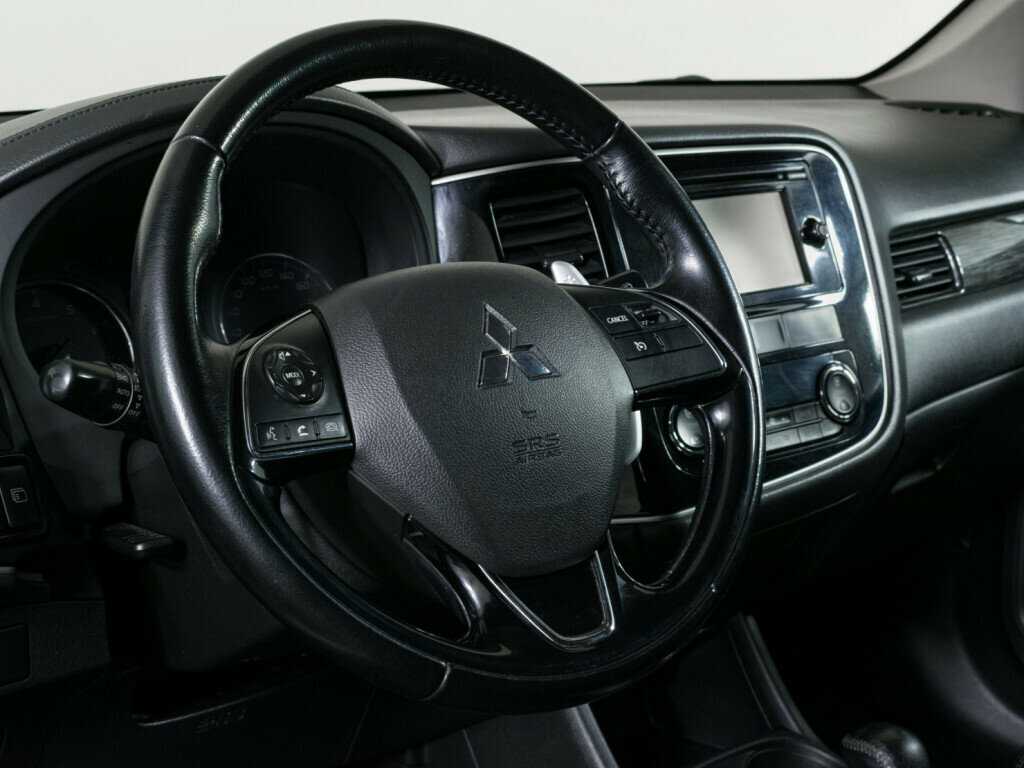 Mitsubishi Outlander, 2015 Фото №12