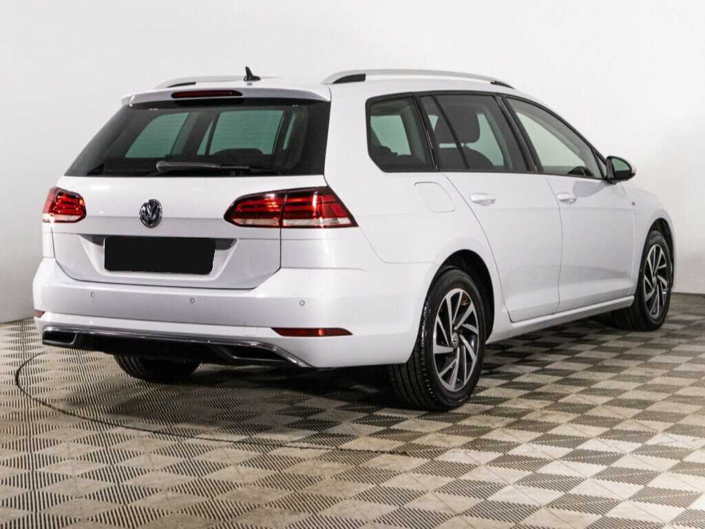 Volkswagen Golf, 2018 Фото №5