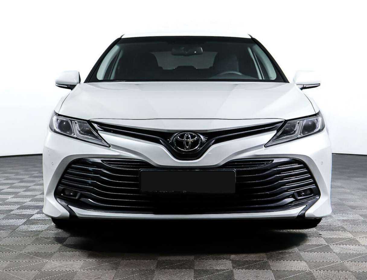 Toyota Camry, 2020 Фото №2