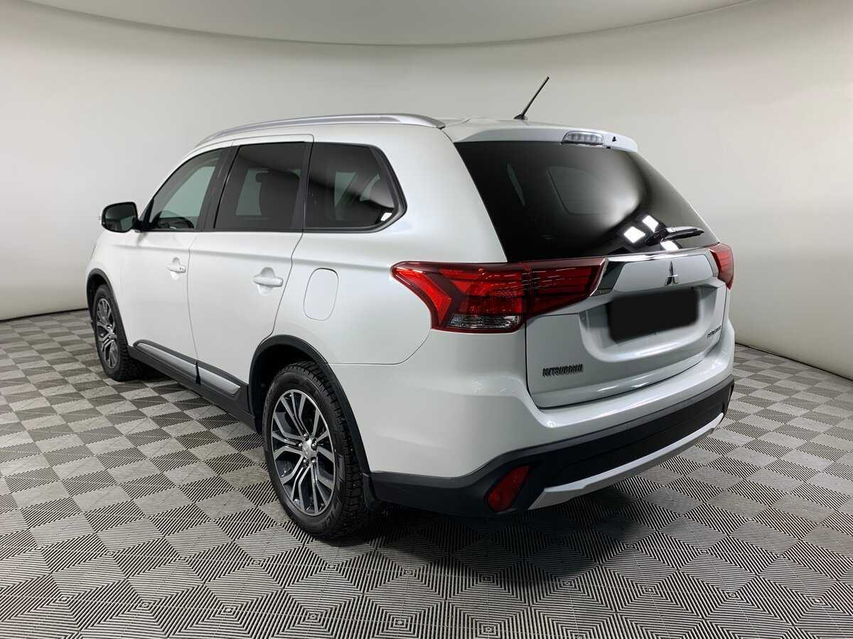 Mitsubishi Outlander, 2016 Фото №7