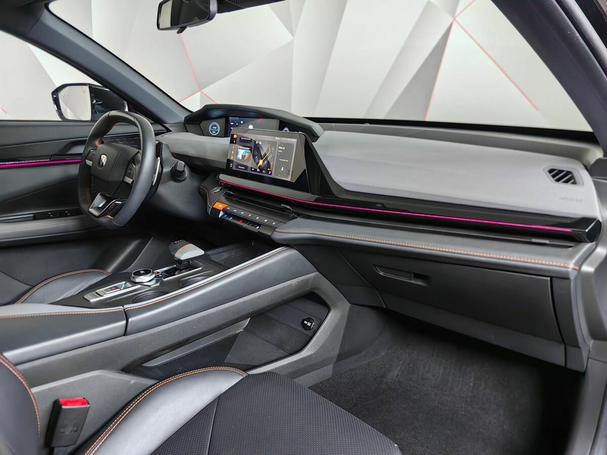 Changan UNI-V I, 2023 Фото №9