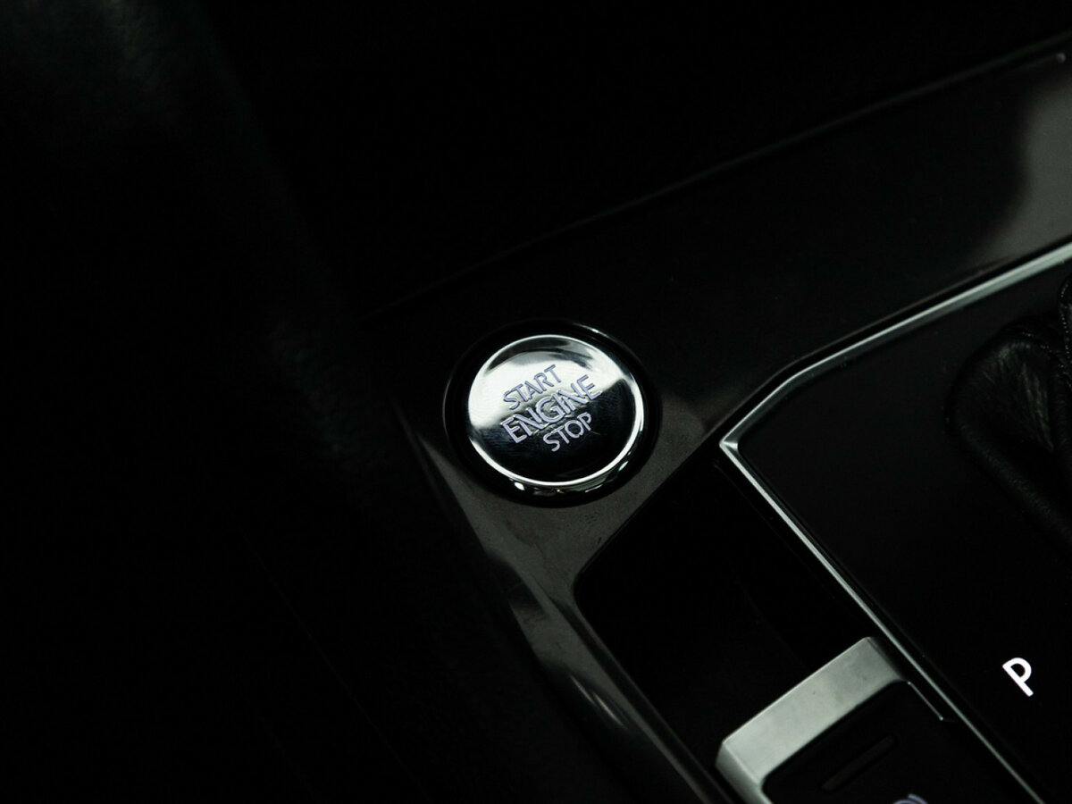 Volkswagen Tiguan II, 2017 Фото №18